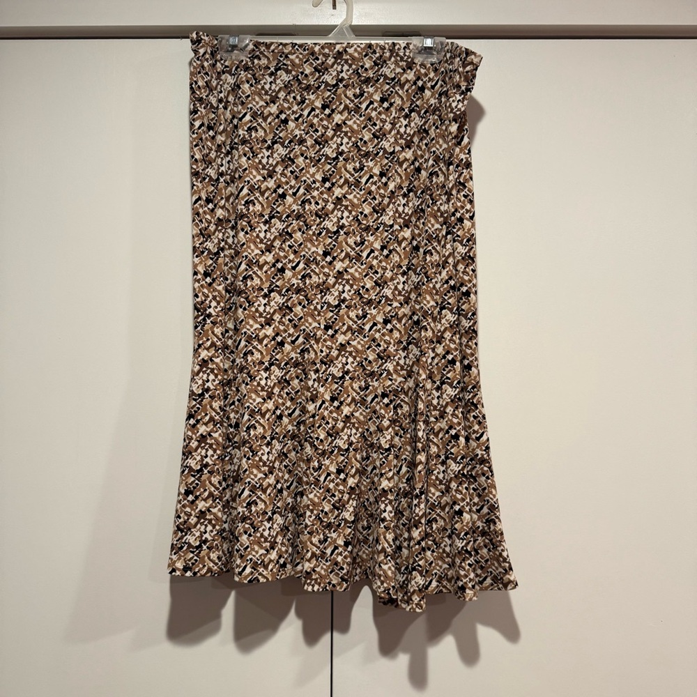 Women’s Size Medium Elegant Brown Patterned Skirt by Laura Ashley